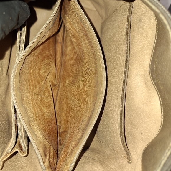 Vintage Gucci Bag - Picture 5 of 13